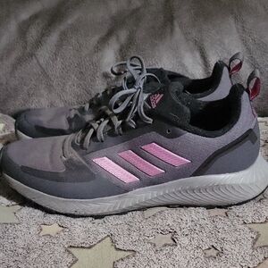 Adidas Gray and Pink Sneakers with Cushioned Midsole